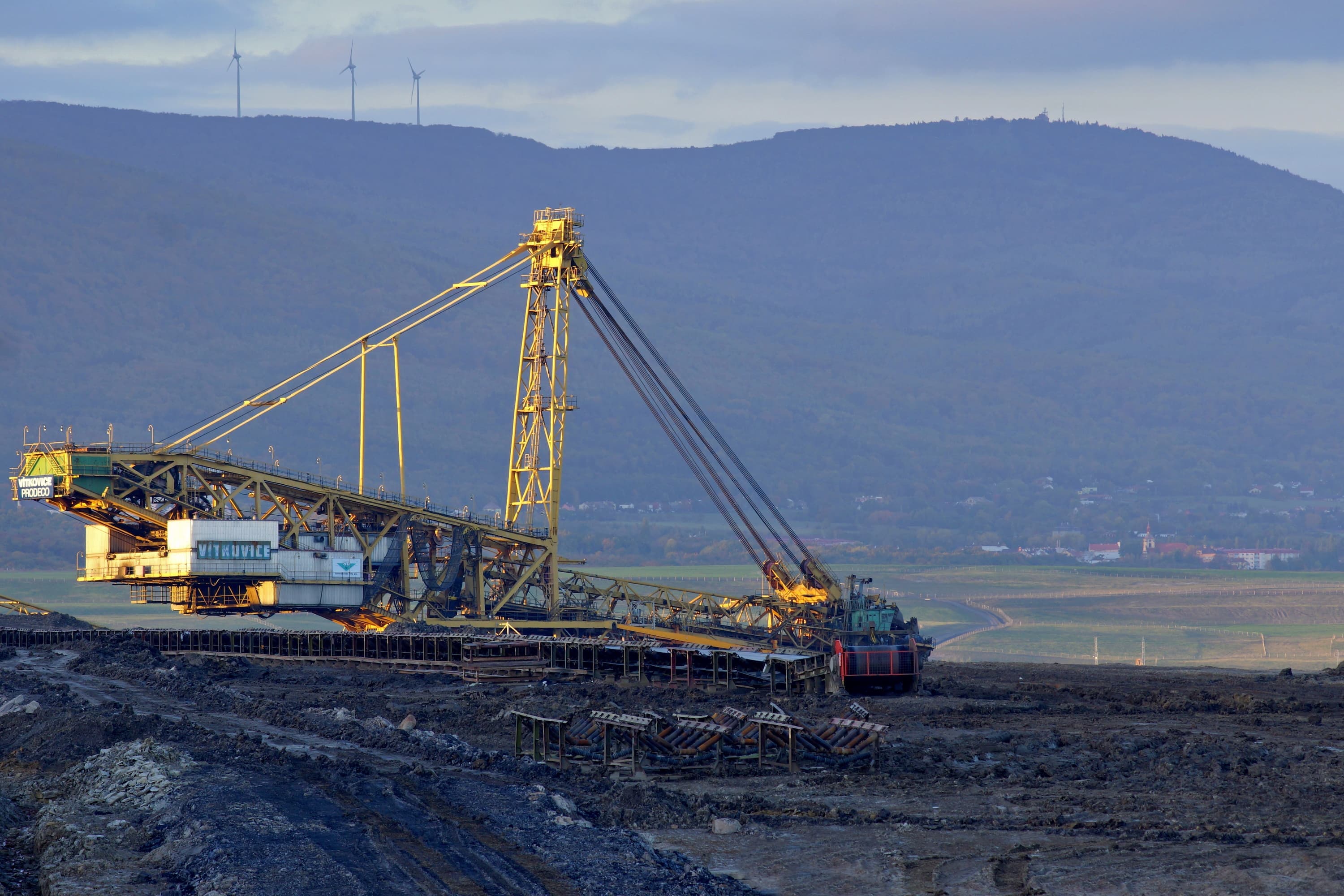 Real-time Mining Equipment Monitoring Software
